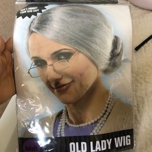 Old lady wig ADULT size